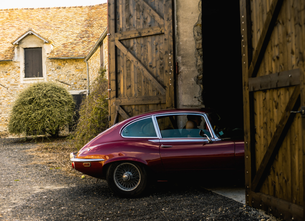 gardiennage voitures anciennes à Boissets près de Houdan dans les Yvelines 78